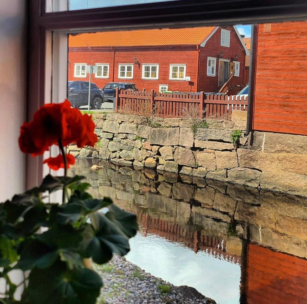 Garvaren Boendet Mitt I Gamla Stan I Eksjoe المظهر الخارجي الصورة