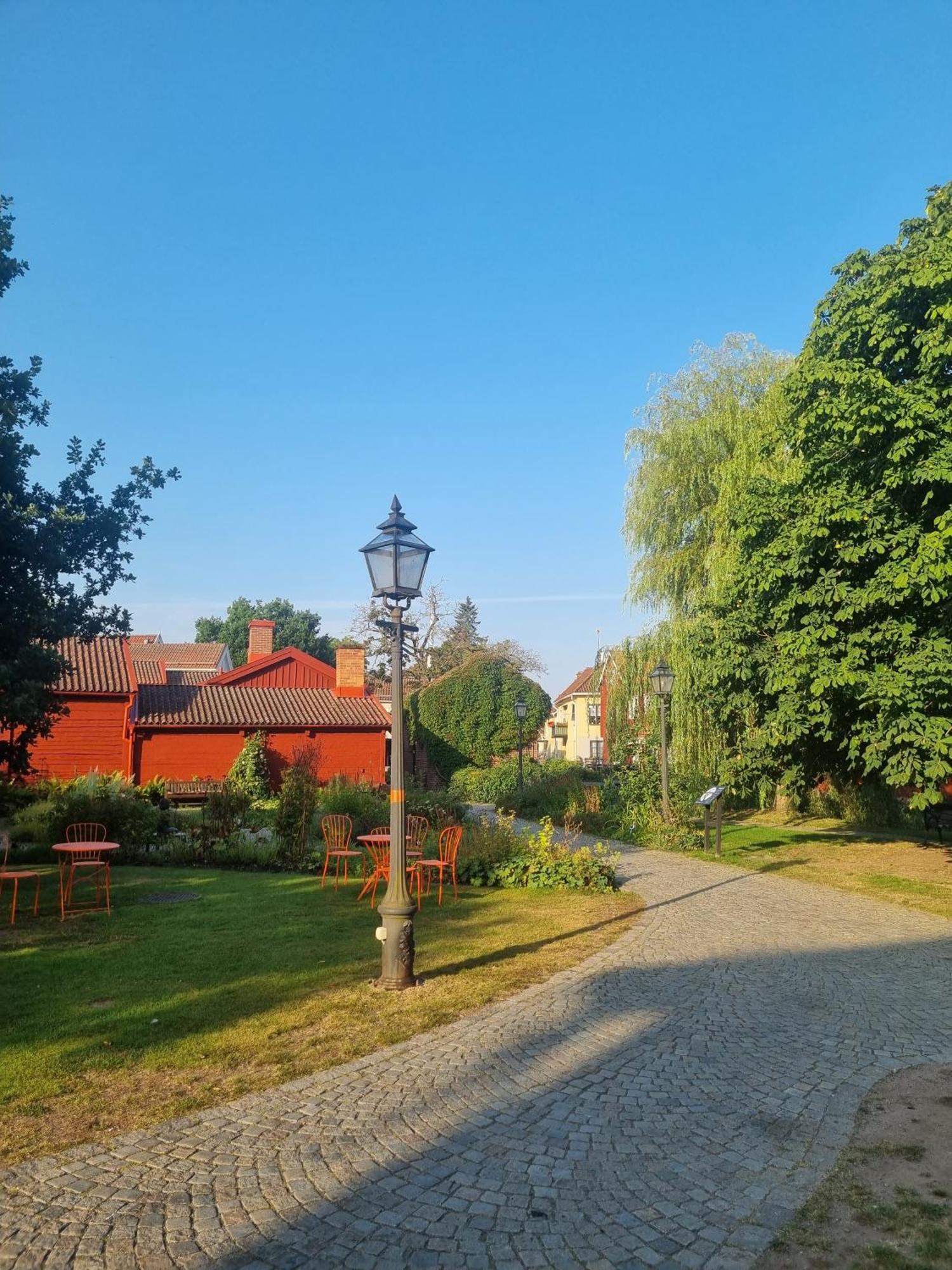 Garvaren Boendet Mitt I Gamla Stan I Eksjoe المظهر الخارجي الصورة